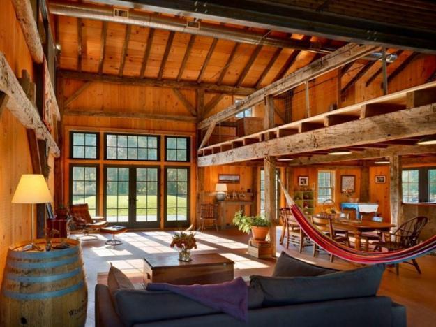 5 Ways To Incorporate Reclaimed Wood and Barn House Design Elements