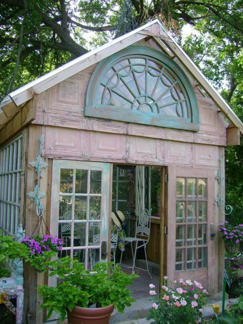20 Ideas to Recycle Old Wood Windows for Green Building with Salvaged