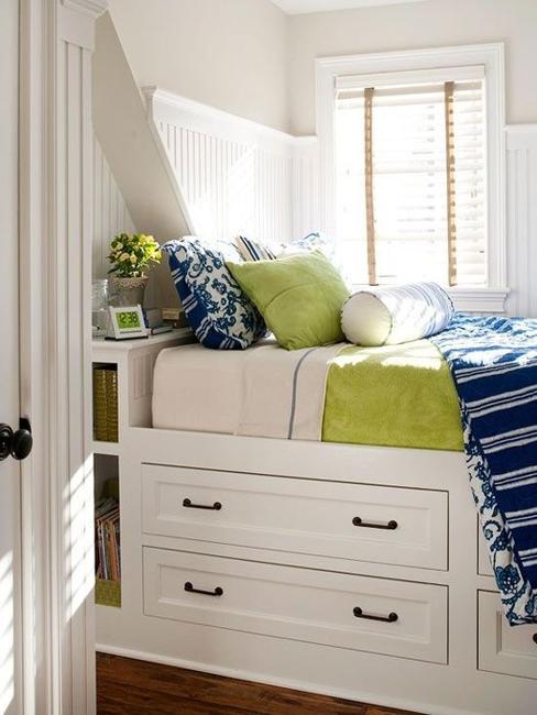 22 Small Bedroom Designs, Home Staging Tips to Maximize Small Spaces