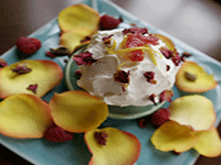 rose petals for ice cream decoration