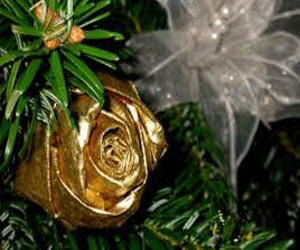 rose decor theme decorating holiday winter handmade