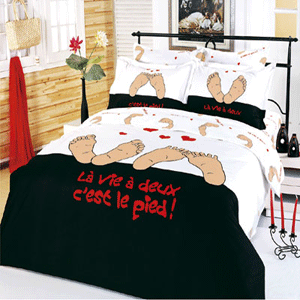Black Bedding  Sets  for Romantic Bedroom  Decor