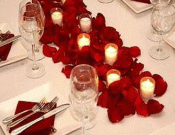 21 Impressive Table Decorating Ideas for Valentines Day