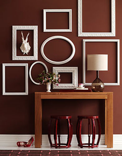 Empty Picture Frames, Stylish Wall Decoration Ideas