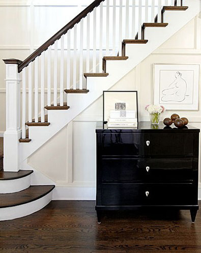 15 Modern Entryway Decorating Ideas For Universal Appeal
