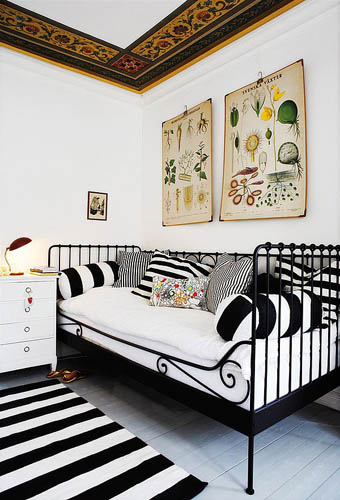 Striped Wallpaper And Home Decorating Fabrics Changing
