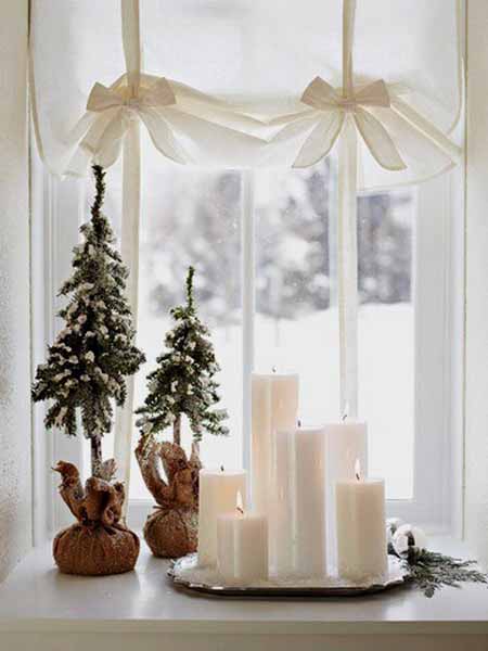 20 Beautiful Window Sill Decorating Ideas For Christmas And