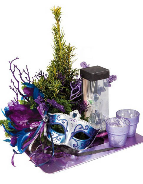 carnival mask table centerpiece idea