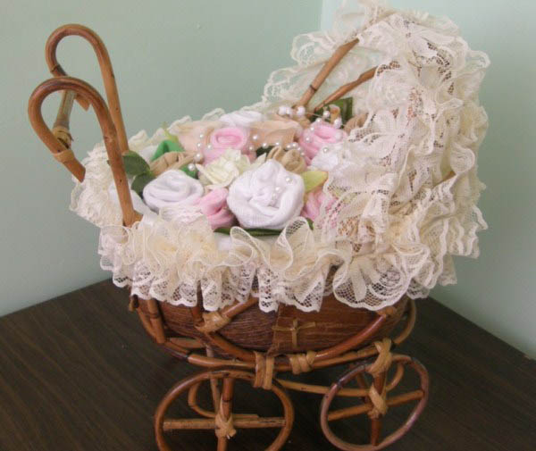 baby clothes gift basket