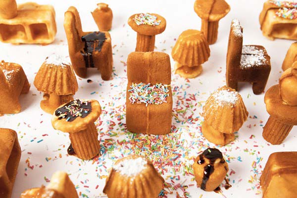 miniature cakes that look like furniture pieces