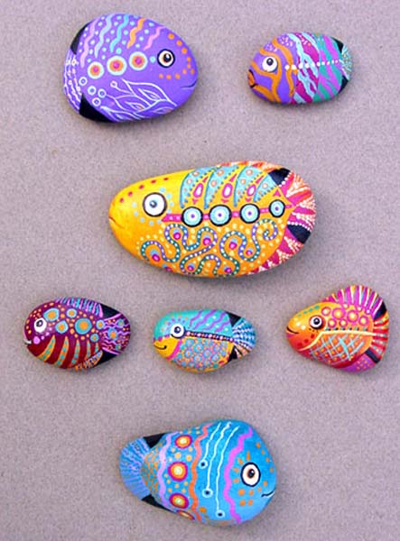 Painted Rocks for Artistic Yard and Garden Designs 40 Painted Rocks for Artistic Yard and Garden Designs 40