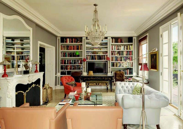 living room design with vintage furnishings