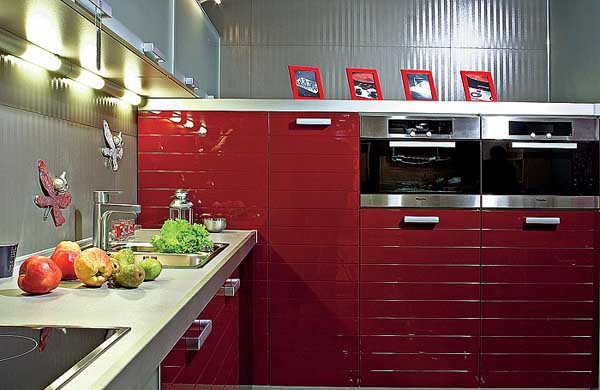 14 Red Kitchen Decor Ideas - Decorating a Red Kitchen