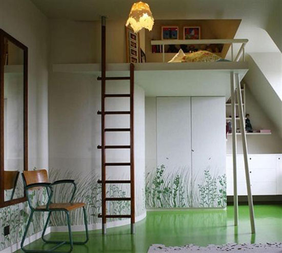 loft bed in small room