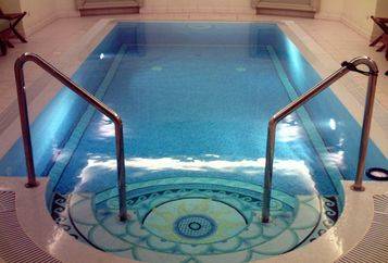 mosaic tiles for indoor pool design