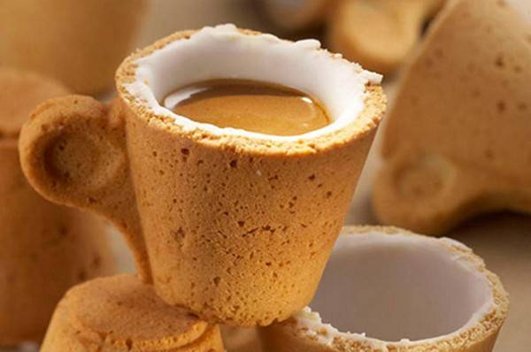 coffee in edible cookie cup