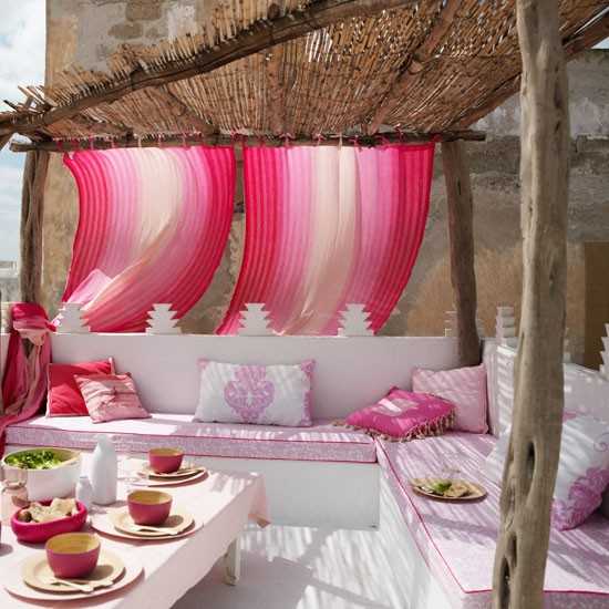 bamboo canopy design and striped pink curtains