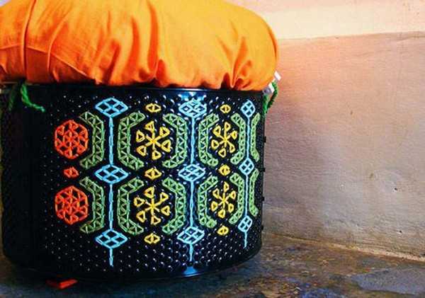 poufs made of recycled washing machine drums