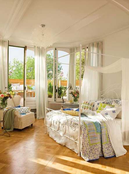 White Bedroom Decorating Ideas Vintage Furniture And