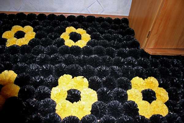 Plastic Bag Recycling for Floor Mats Two Creative Recycled Crafts
