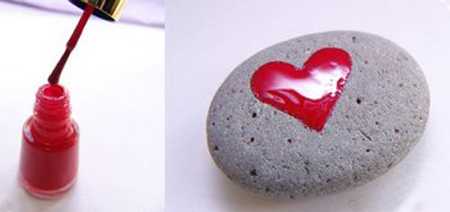 painting rocks ideas, red hearts decorations on beach pebbles