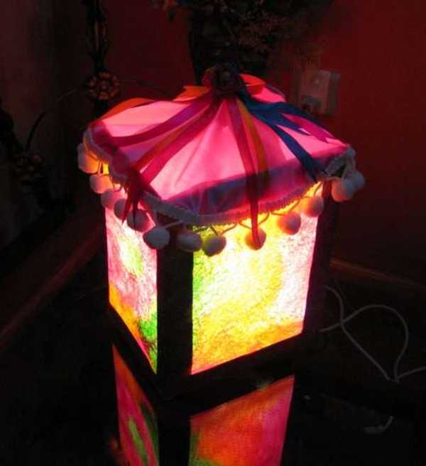 square shaped silk lantern