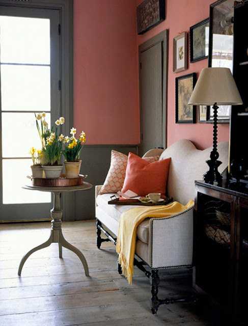 gray and pink paint for walls and pink pillows