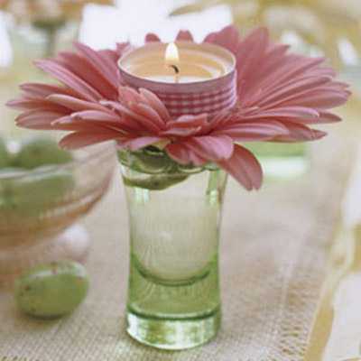 pink flower and tea candle centerpiece idea