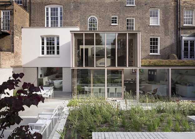 Old House  Renovation in London Created Beautiful Glass 