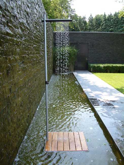 waterfall shower with horizontal head