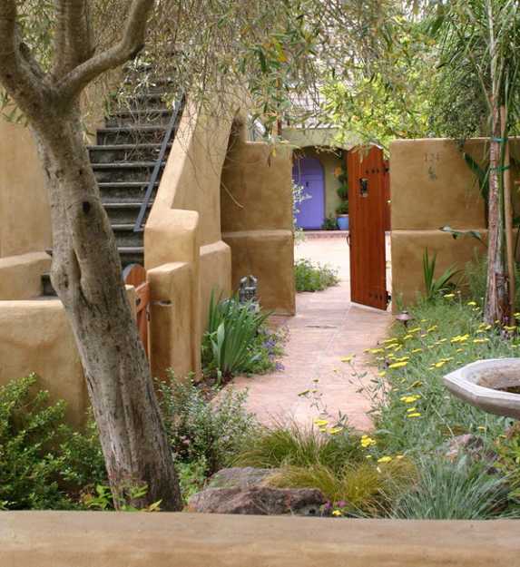 backyard design landscaping ideas tuscan style 2