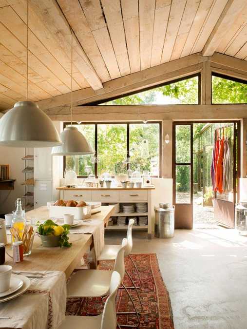 Lovely French Country Home Interiors and Outdoor Rooms ...