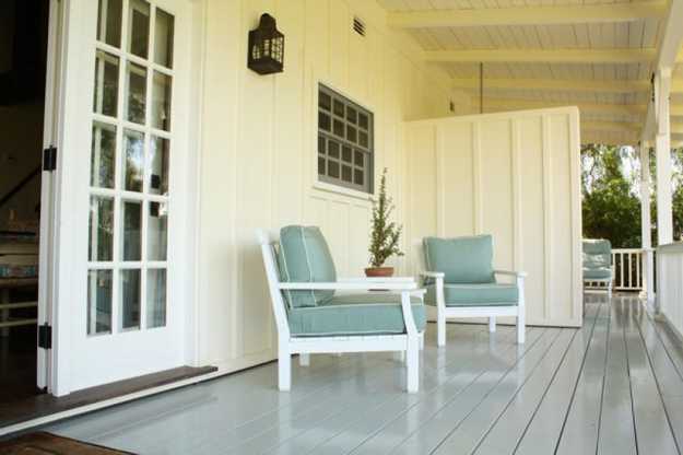 Cozy Guest House Design Blending Old and New into Modern Home Interiors