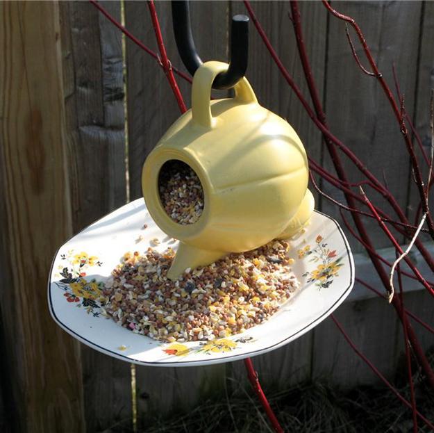 handmade bird feeder, craft ideas for kids and adults