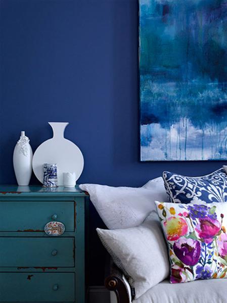Matching Your Interior Design Color Schemes with Blue Color Tones
