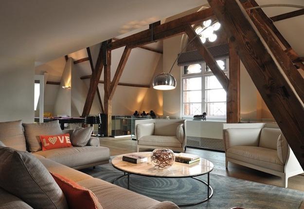 Bright Interior Design Ideas Adding Modern Vibe to Historic