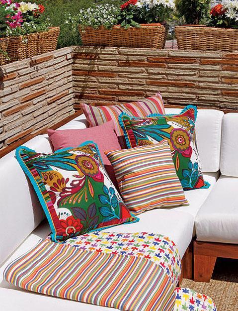 Outdoor Home Decor Ideas Bright Color Schemes Colorful