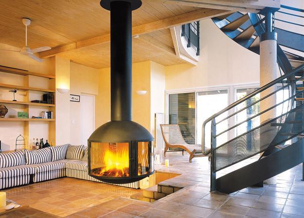 25 Hanging Fireplaces Adding Chic to Contemporary Interior Design