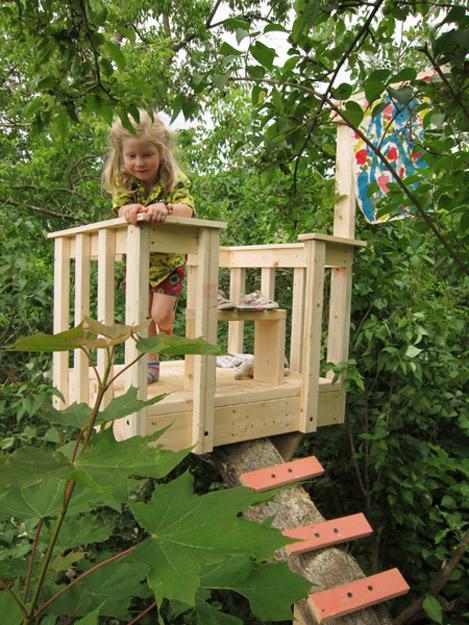treehouse tree perch wooden deck ideas backyard designs 16