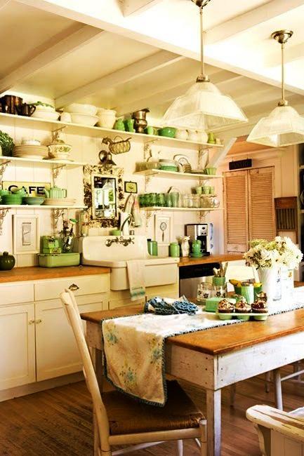 25 Ideas For Dining Room Decorating In Yelow And Green Colors