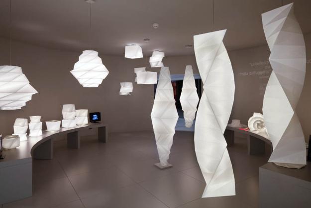 Plastic Recycling Lighting Fixtures by Issey Miyake Plastic Recycling Lighting Fixtures by Issey Miyake