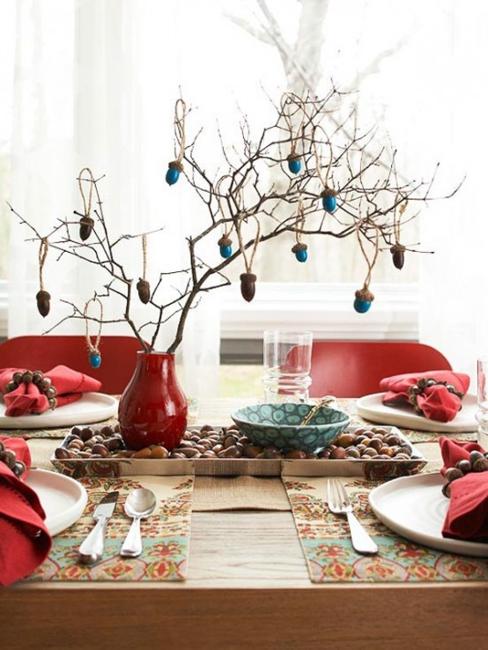 ideas to make home decorations and table centerpieces with acorns