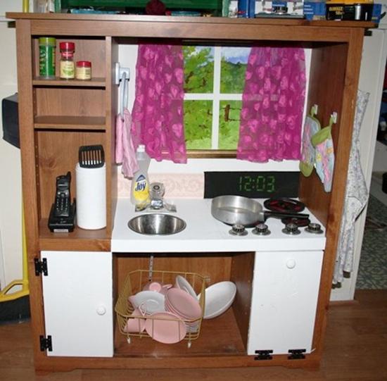 25 Ideas Recycling Furniture for DIY Kids Play Kitchen Designs 25 Ideas Recycling Furniture for DIY Kids Play Kitchen Designs