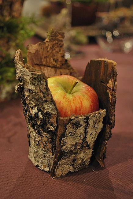 apples for thanksgiving decorating and candles centerpieces