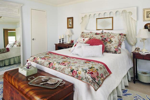 Trunks for bedrooms deals