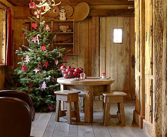 22 Country Christmas Decorating  Ideas Enhanced with 