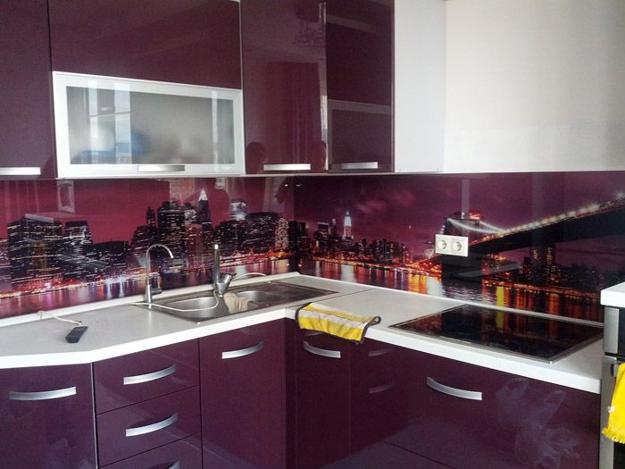 Colorful Glass Backsplash Ideas Adding Digital Prints to ...