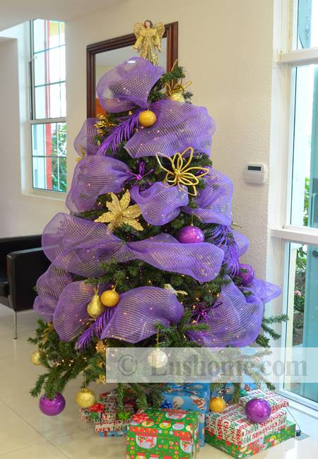 Fun Christmas Tree Decorating With Colorful Ribbons