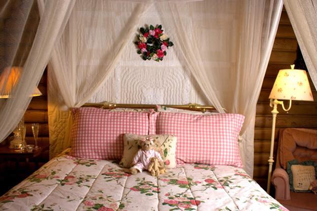 15 Bed Headboard Ideas And Beautiful Wall Decorations Created With Fabrics