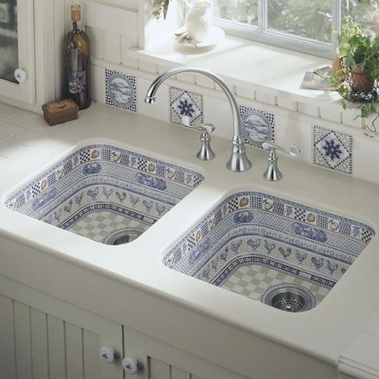 Beautiful Bathroom Sinks Decorated With Mosaic Tiles